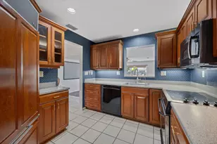 330 SE 9th Ct, Pompano Beach, FL 33060 - Photo 22