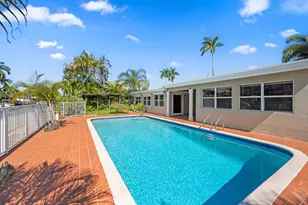 330 SE 9th Ct, Pompano Beach, FL 33060 - Photo 14