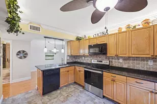 15301 Pembridge Ave, Delray Beach, FL 33484 - Photo 6