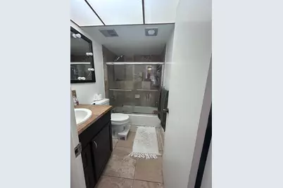 7300 NW 17th Street #402, Plantation, FL 33313 - Photo 4