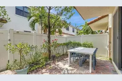 20908 NW 1st Drive, Pembroke Pines, FL 33029 - Photo 8