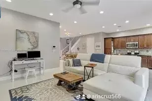 20908 NW 1st Dr, Pembroke Pines, FL 33029 - Photo 18