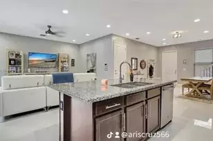 20908 NW 1st Dr, Pembroke Pines, FL 33029 - Photo 4