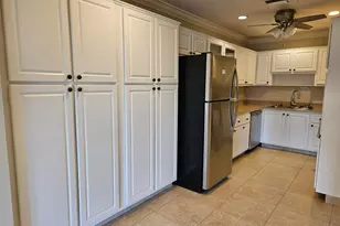 2886 E Fernley Dr Dr E, West Palm Beach, FL 33415 - Photo 8