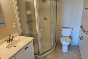 2886 E Fernley Dr Dr E, West Palm Beach, FL 33415 - Photo 16