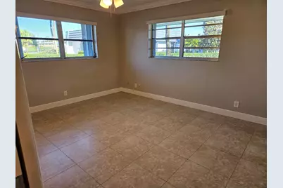 2886 E Fernley Dr Drive E #1, West Palm Beach, FL 33415 - Photo 14