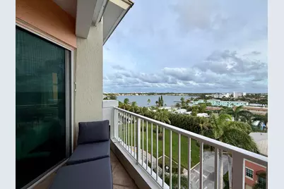 804 E Windward Way #Ph15, Lantana, FL 33462 - Photo 10