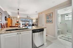 216 Barcelona Dr, Jupiter, FL 33458 - Photo 8