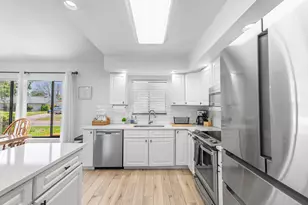 1616 SW 20th St Street SW, Vero Beach, FL 32962 - Photo 10