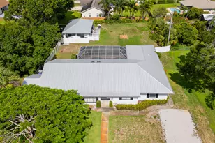 1616 SW 20th St Street SW, Vero Beach, FL 32962 - Photo 6