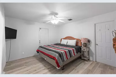 1616 SW 20th St Street SW, Vero Beach, FL 32962 - Photo 24