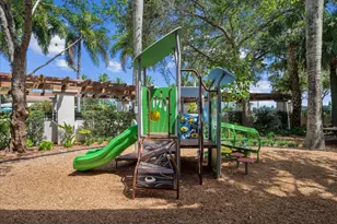 82 Stoney Dr, Palm Beach Gardens, FL 33410 - Photo 36