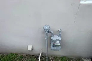 8136 NW 21st Ct, Sunrise, FL 33322 - Photo 28