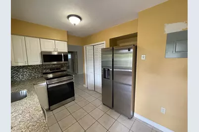 8136 NW 21st Court, Sunrise, FL 33322 - Photo 2