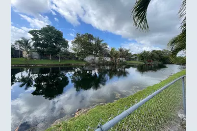8136 NW 21st Court, Sunrise, FL 33322 - Photo 36