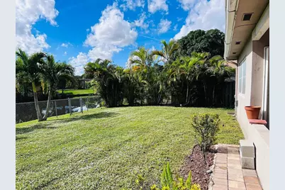 8136 NW 21st Court, Sunrise, FL 33322 - Photo 30