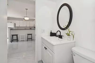 564 Springdale Circle, Palm Springs, FL 33461 - Photo 6