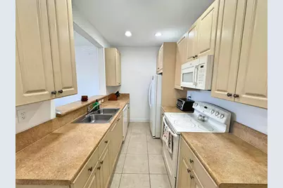 474 SW 147th Avenue, Pembroke Pines, FL 33027 - Photo 8