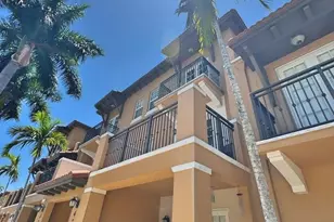 474 SW 147th Ave, Pembroke Pines, FL 33027 - Photo 1