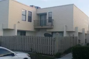 1604 Shaker Cir, Wellington, FL 33414 - Photo 2
