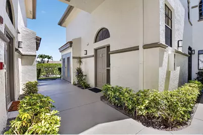 5235 Europa Drive #Apt L, Boynton Beach, FL 33437 - Photo 4