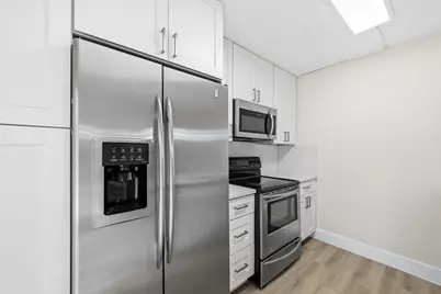 8337 N Coral Circle, North Lauderdale, FL 33068 - Photo 10