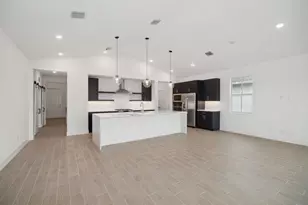 10080 NW Field Flower Trail, Port Saint Lucie, FL 34987 - Photo 8