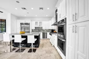2340 NE 47th St, Lighthouse Point, FL 33064 - Photo 30