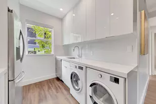 1446 Lenox Ave., Miami Beach, FL 33139 - Photo 2