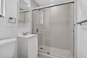 1446 Lenox Ave., Miami Beach, FL 33139 - Photo 16