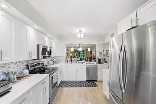 15461 Pembridge Dr, Delray Beach, FL 33484 - Photo 4