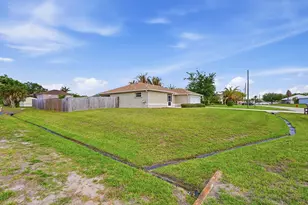 4448 SW Verink St, Port Saint Lucie, FL 34953 - Photo 4