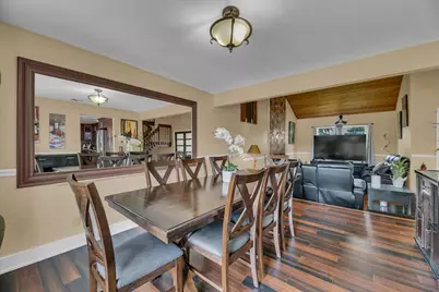 621 SW 98th Terrace, Pembroke Pines, FL 33025 - Photo 10