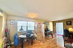 283 Saxony F, Delray Beach, FL 33446 - Photo 2