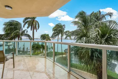 2650 Lake Shore Drive #206, Riviera Beach, FL 33404 - Photo 2