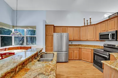 7600 Ridgefield Lane, Lake Worth, FL 33467 - Photo 14
