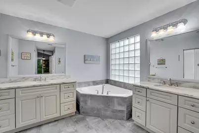 7600 Ridgefield Lane, Lake Worth, FL 33467 - Photo 32