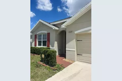 1537 SW Meridian Avenue, Port Saint Lucie, FL 34953 - Photo 4