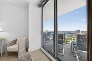 220 Lake Shore Dr, West Palm Beach, FL 33403 - Photo 20