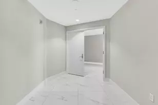 701 N Fort Lauderdale Beach Blvd N, Fort Lauderdale, FL 33304 - Photo 2