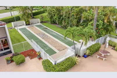 2532 S Boundbrook Dr S #102, Palm Springs, FL 33406 - Photo 26