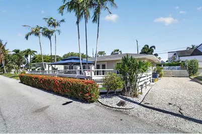 22 Oceanview Drive #22, Ocean Ridge, FL 33435 - Photo 4