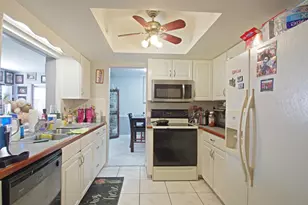 5813 NW 82nd Ave, Tamarac, FL 33321 - Photo 12