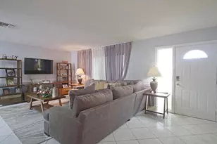 5813 NW 82nd Ave, Tamarac, FL 33321 - Photo 6