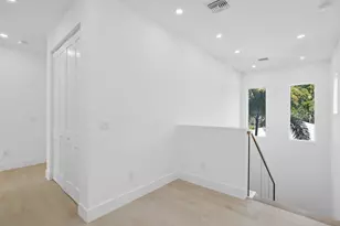 309 Claremont Ln, West Palm Beach, FL 33404 - Photo 28