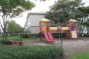 2030 Nassau Dr, West Palm Beach, FL 33404 - Photo 26