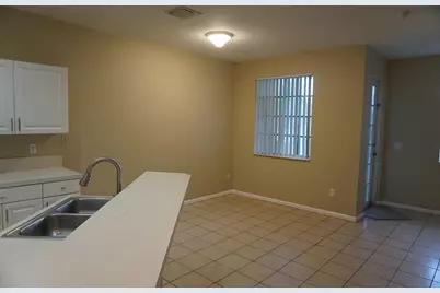 2022 Freeport Lane, Riviera Beach, FL 33404 - Photo 6