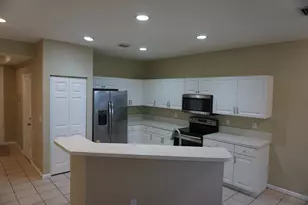 2022 Freeport Ln, Riviera Beach, FL 33404 - Photo 2