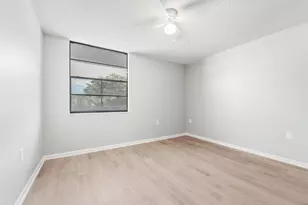 3636 Whitehall Dr, West Palm Beach, FL 33401 - Photo 20