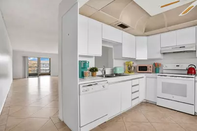 3405 Bimini Lane #M4, Coconut Creek, FL 33066 - Photo 2